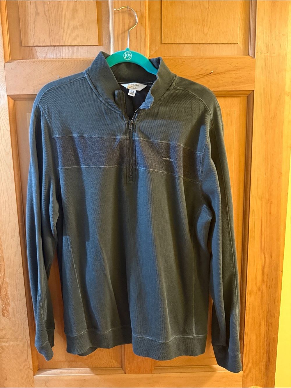 Calvin Klein Men's Dark Olive Green Quarter-Zip Pullover